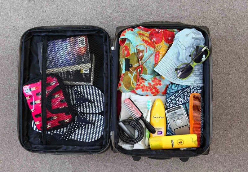 ¿Quieres saber cómo preparar tus maletas para un viaje sin olvidar nada importante? Aprende cómo hacer las maletas como un profesional con nuestros consejos.